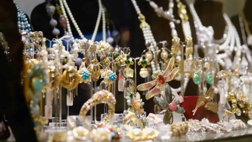 Chinese Jewelry Market